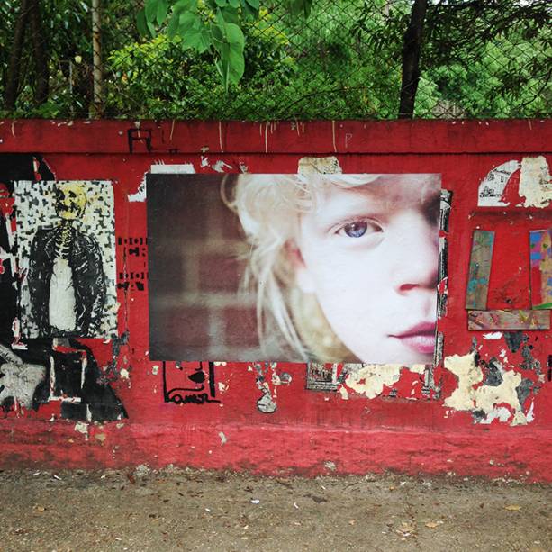 Cortado pela linha verde do Metrô, o bairro boêmio hoje reúne bares, restaurantes e é reduto de artistas e intelectuais. “Este muro da Vila Madalena, para mim, é arte. Ele nos convida a entrar nos diferentes territórios que compõem a cidade” - Gustavo Calazans, @gucalazans
