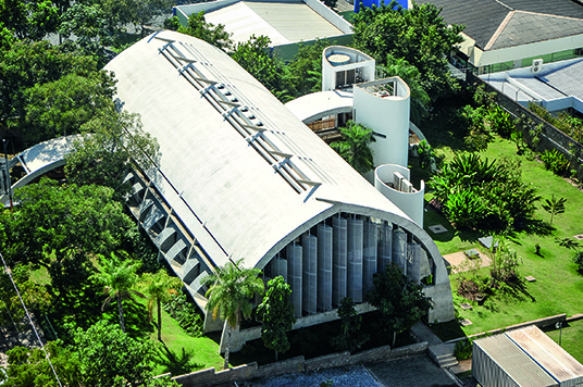 Construção brasileira recebe certificação internacional de sustentabilidade Casa com tijolos aparentes na fachada remete á construções no norte da Alemanha