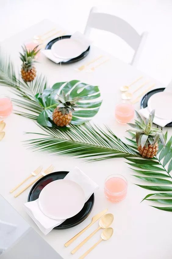 11-jeitos-criativos-de-decorar-com-folhagens-flores-e-ramos-casacombr-thespruce-2