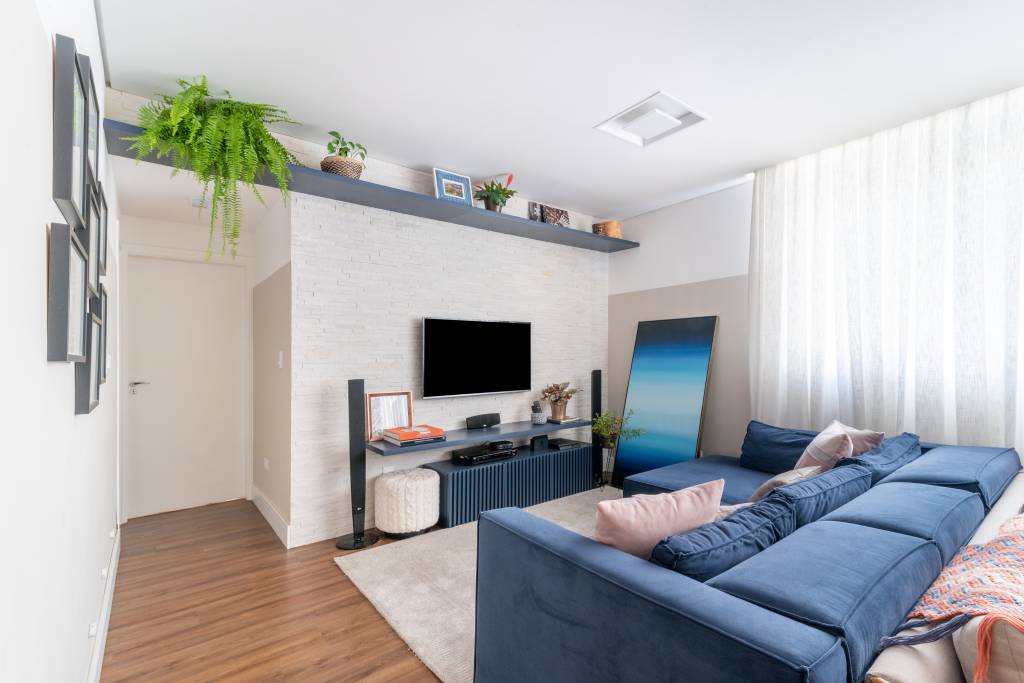 13-azul-e-rose-se-equilibram-no-decor-contemporaneo-deste-ape-de-150-m-2 13-azul-e-rose-se-equilibram-no-decor-contemporaneo-deste-ape-de-150-m-2