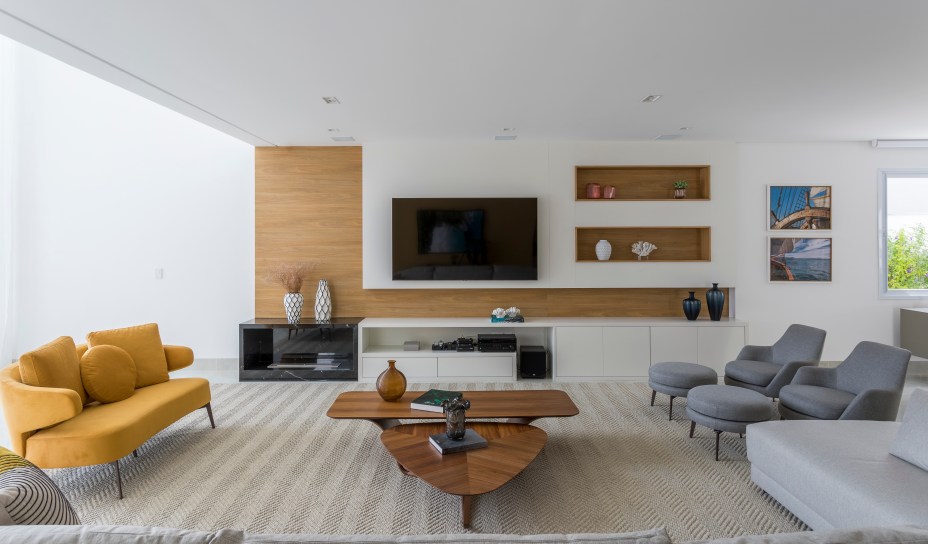 Ampla, clean e contemporânea: confira o projeto desta casa de 800 m²