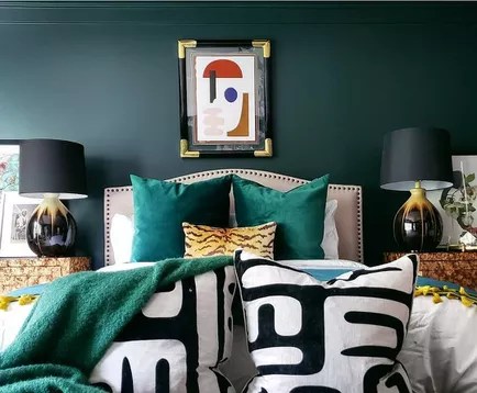 9-trends-dos-anos-80-que-amamos-ate-hoje-casa.com-the-spruce-5-glamohemian-girl