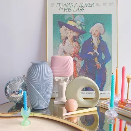9-trends-dos-anos-80-que-amamos-ate-hoje-casa.com-the-spruce-9-lyc-vintage
