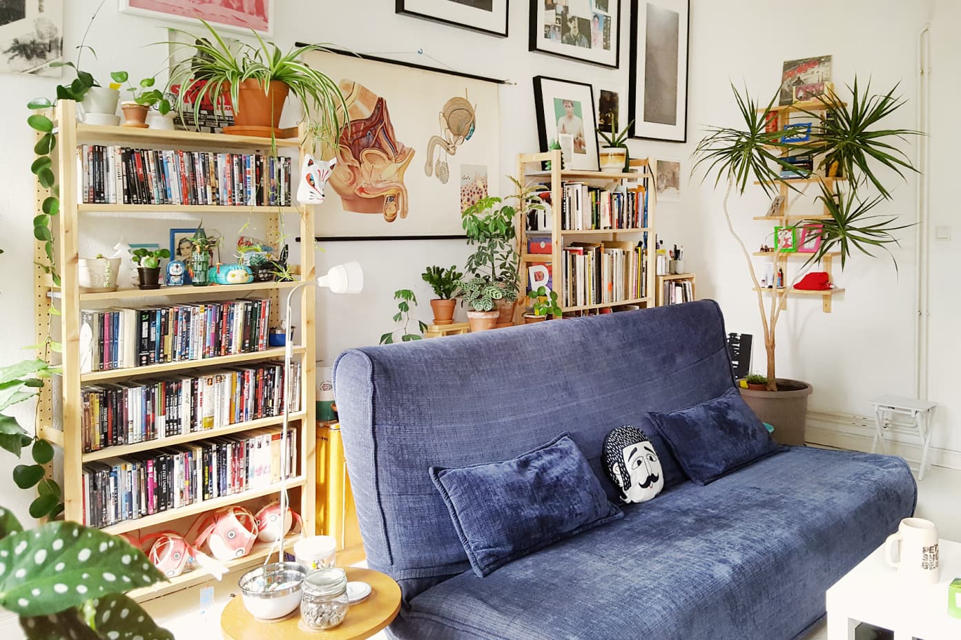 erro-que-voce-nao-pode-cometer-decorar-salas-pequenas-apartmenttherapy-Dean Sameshima