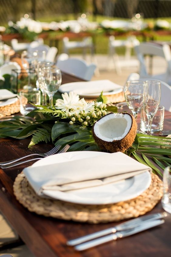 Como montar uma mesa posta? Confira inspirações para virar um especialista