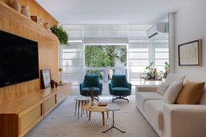 reforma-em-ipanema-da-a-ape-de-100-m²-atmosfera-elegante-e-aconchegante-casa.com-a+g-arquitetura-juliano-colodeti-mca-estudio-7