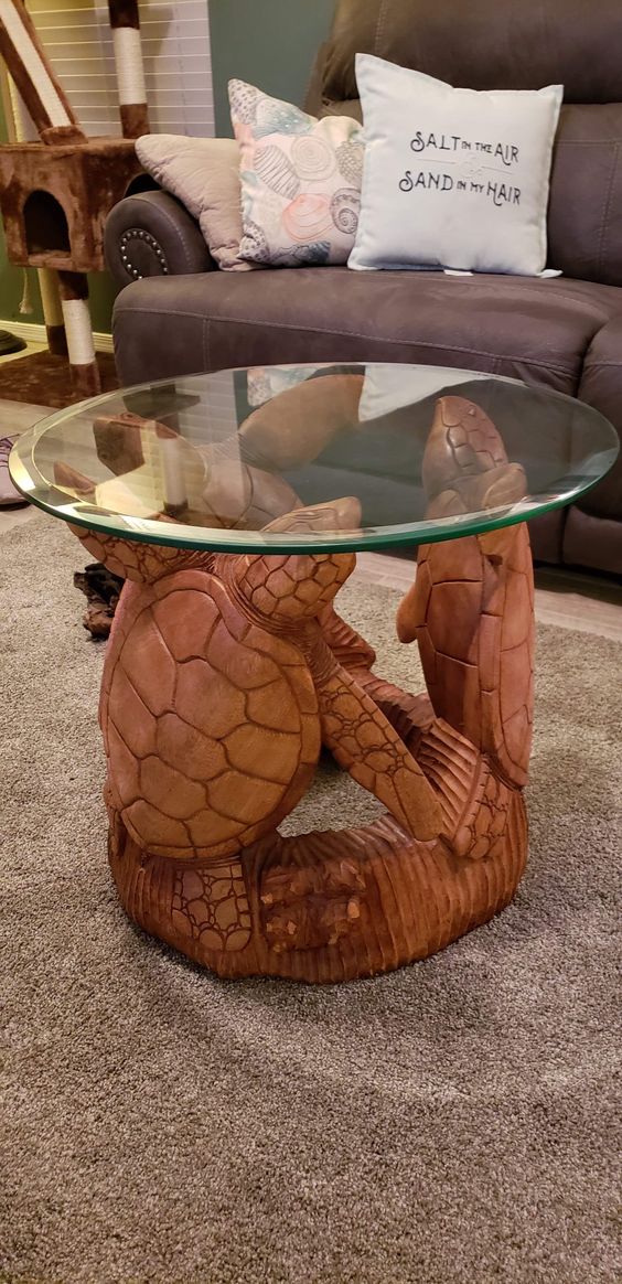 Porque-você-deve-incluir-uma-tartaruga-na-decoração-da-sua-casa-15 Mesa com pés de tartaruga