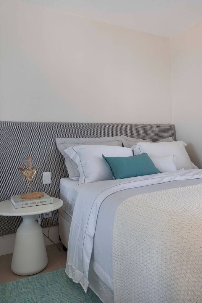 Quarto de casal em cobertura duplex