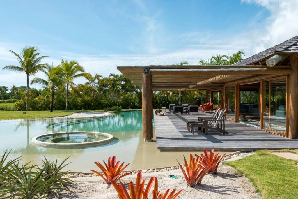 Casa integrada à natureza com piscina em Trancoso