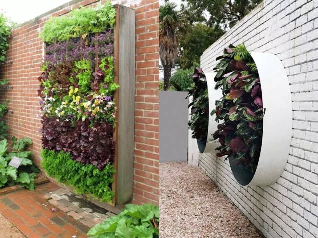 Um jardim vertical de madeira e metal montado na parede ou uma parede de tijolos brancos e plantadores redondos para um visual moderno espetacular?