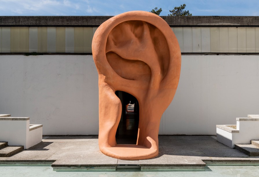Veja (ou melhor, escute) o pavilhão do Brasil na Bienal de Veneza!