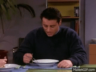 Gif de Joey tomando sopa