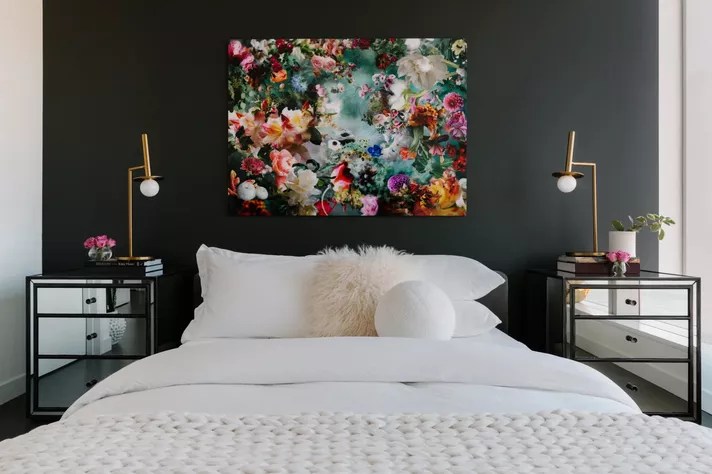 27 ideias para decorar a parede em cima da cama