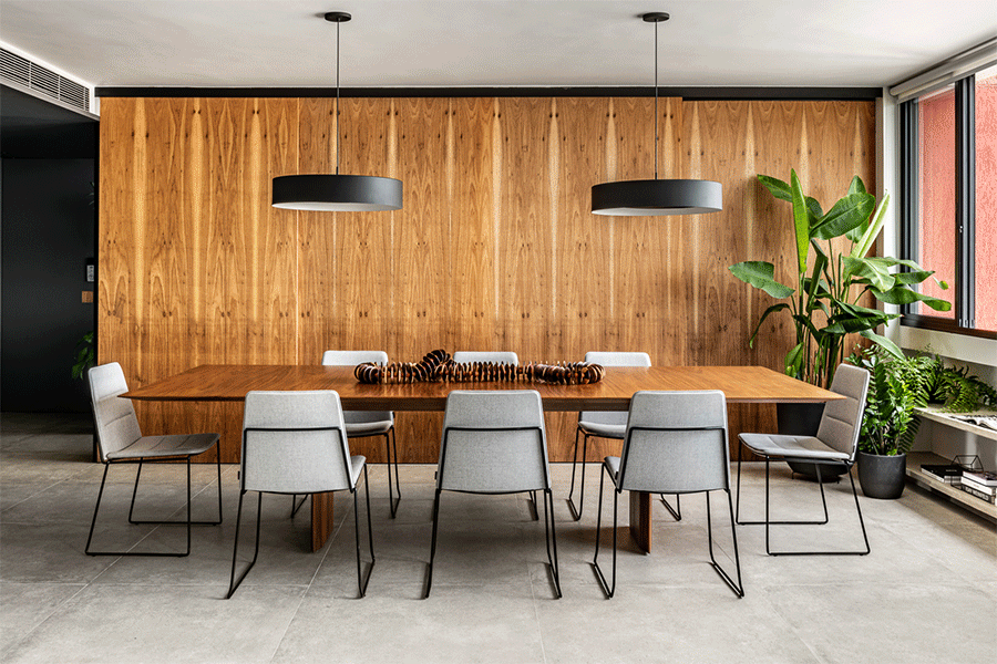 minimalista-ape-110m-madeira-cimento-queimado-macro-arquitetos-fotos-renato-navarro-gif-porta-correr-madeira-cozinha-sala-jantar