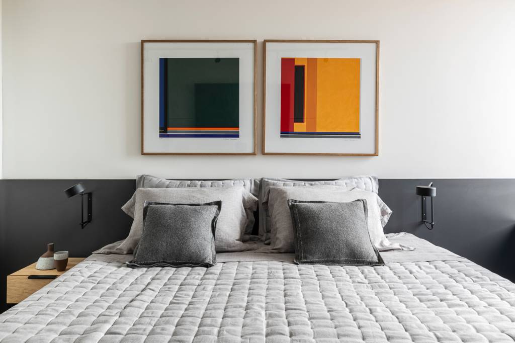 quadro na parede de quarto