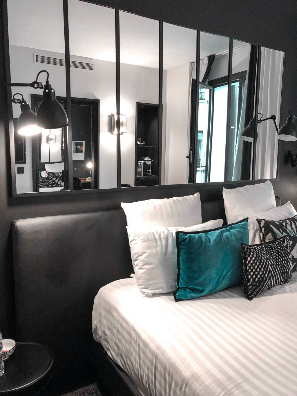 A-cor-para-o-quarto-de-cada-signo-03 Quarto com detalhes em preto