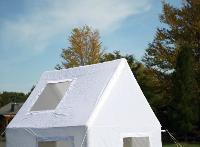 Conheça esta casinha de acampamento inflável