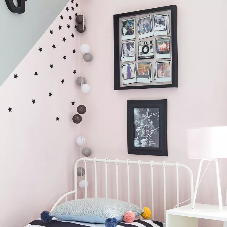 3-10-ideias-para-decorar-a-parede-do-quarto Parede com quadros