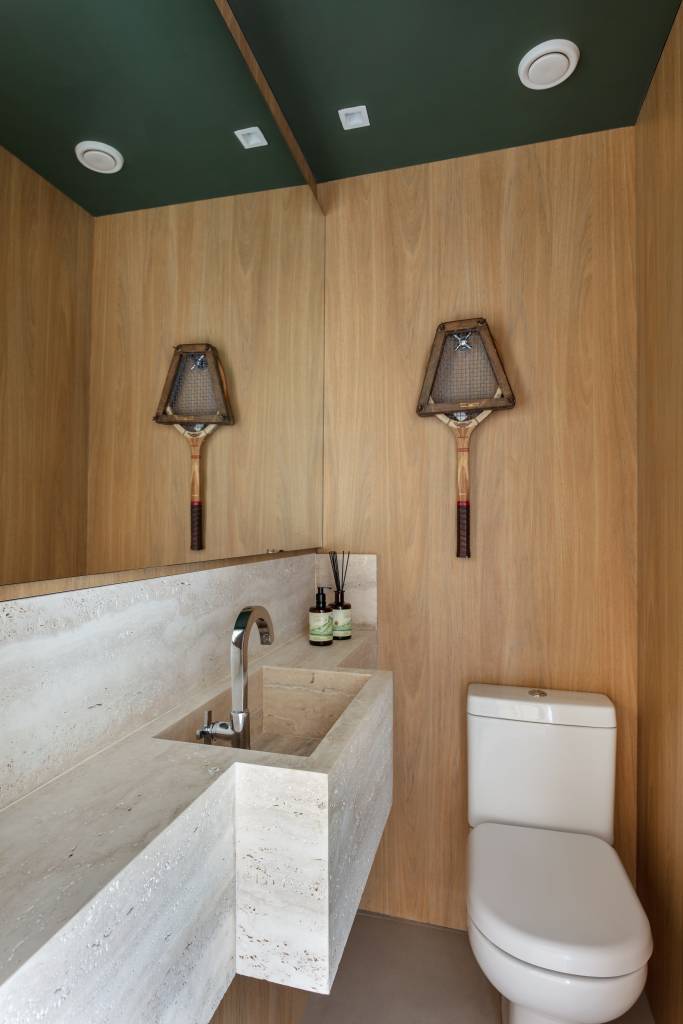 Lavabo com teto verde