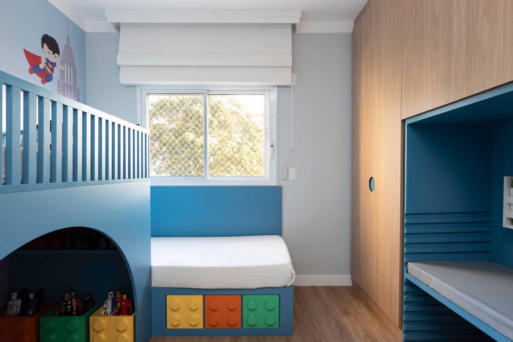 Quarto infantil em tons de azul