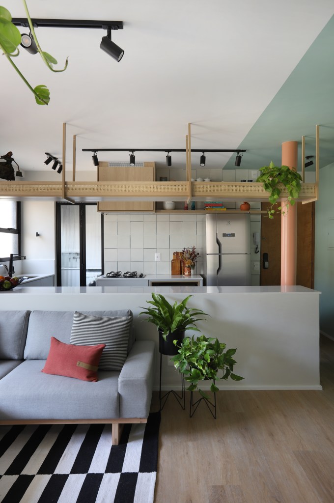 Cozinha integrada com sala de estar