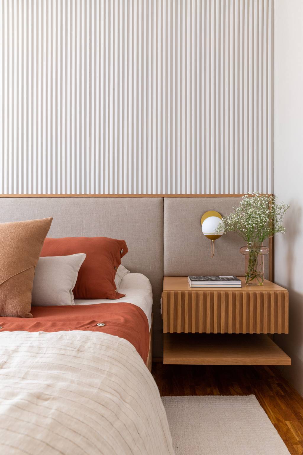 Cabeceira estofada: como higienizar?