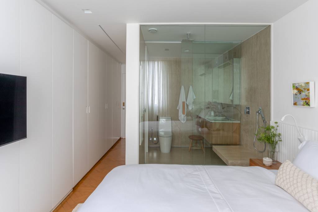 Quarto; suíte; quarto com banheiro
