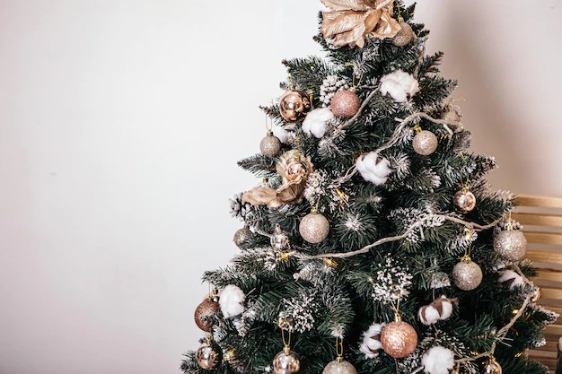 Árvore de Natal decorada: modelos e inspirações para todos os gostos! |  