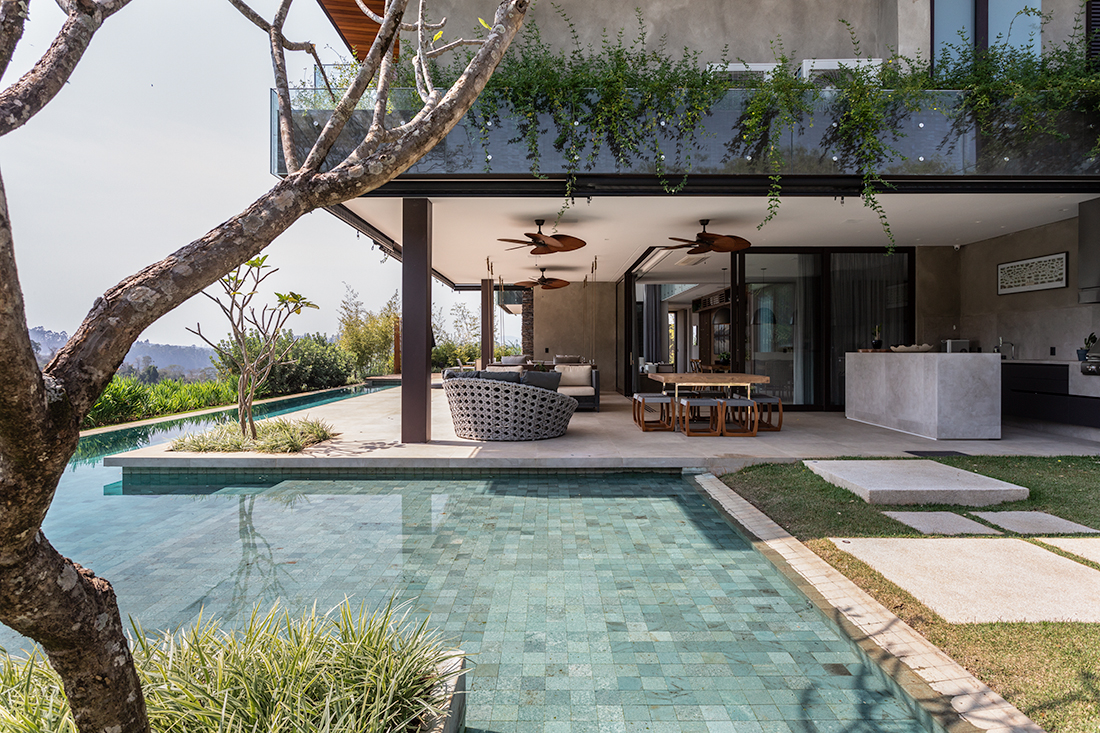 Terreno aclive mirantes natureza casa 850 m2 Gilda Meirelles Arquitetura campo decoração piscina jardim madeira paisagismo varanda