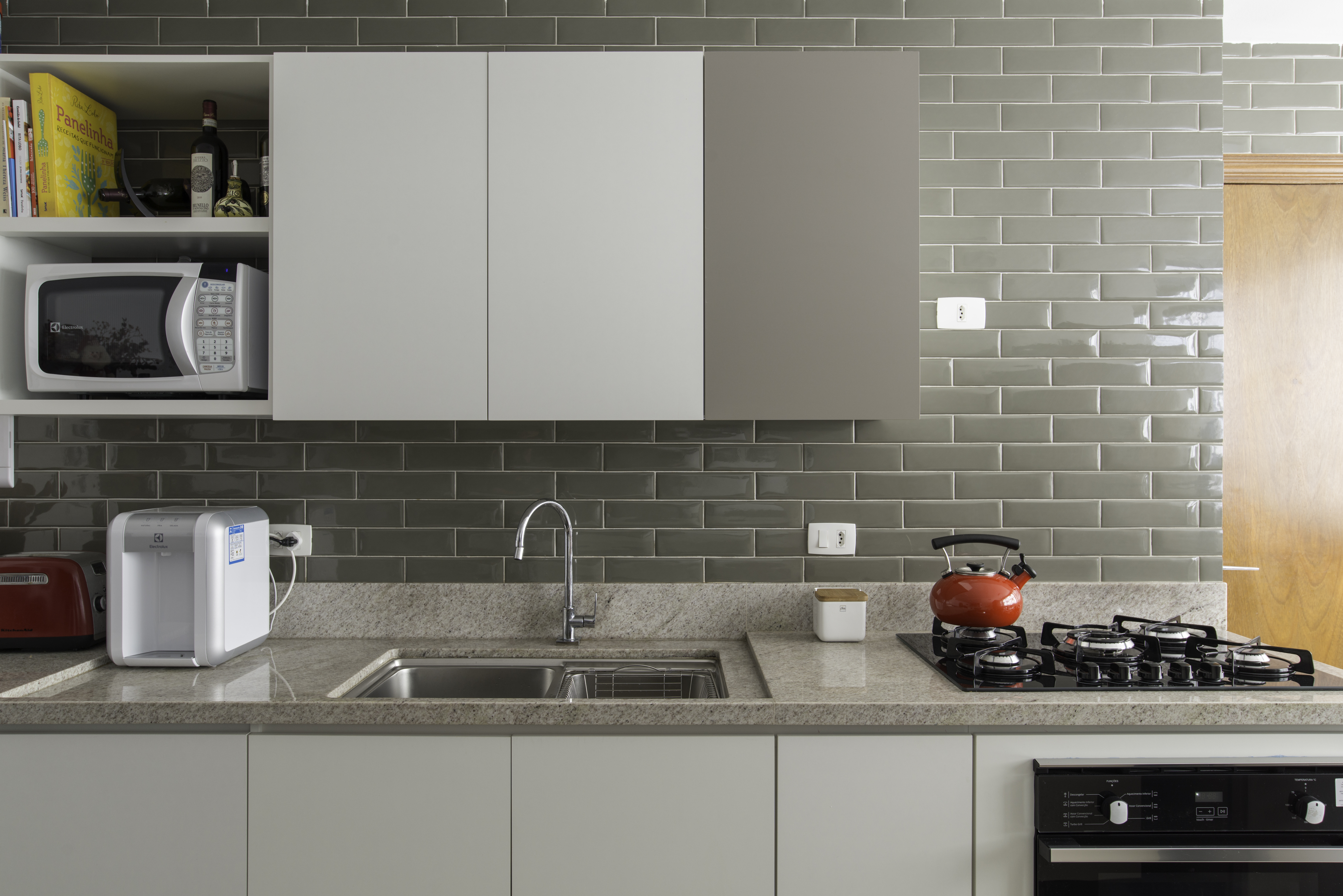 Bancada de cozinha: veja 5 materiais e suas vantagens e desvantagens