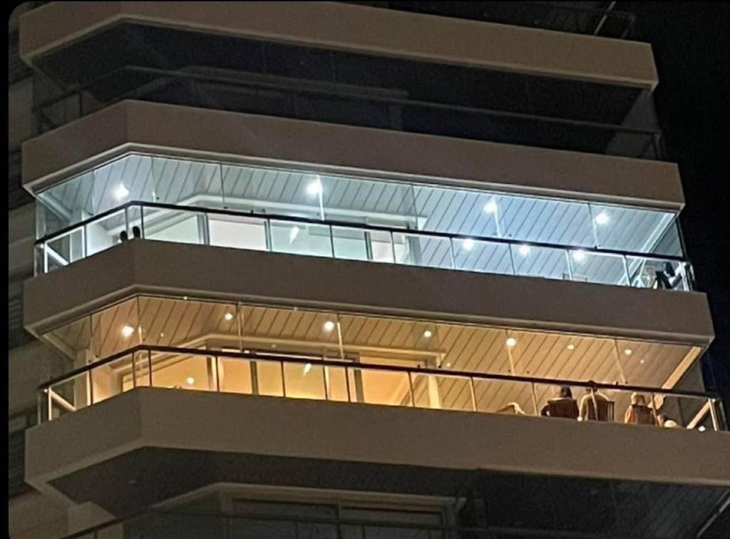 Show da Lady Gaga acende o debate: Luz amarela x Luz branca