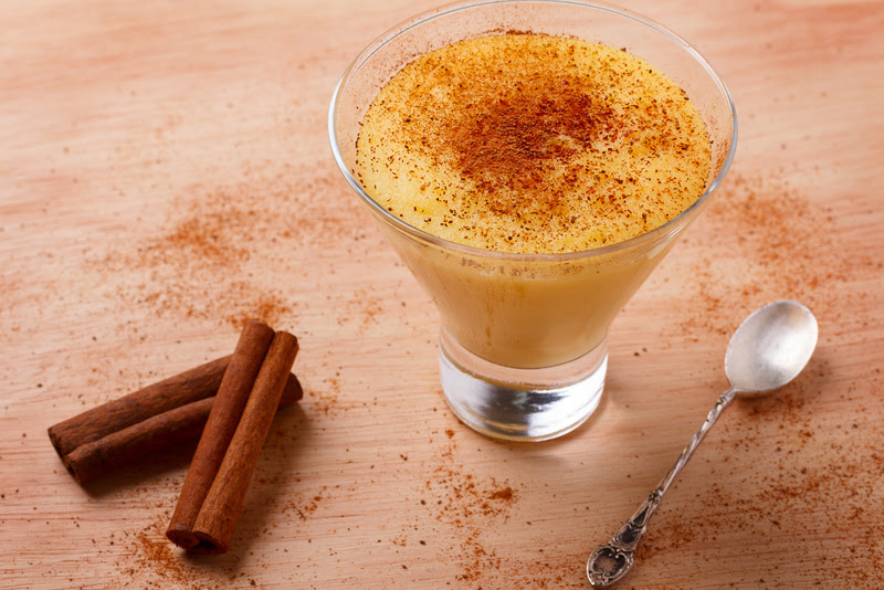 receitas-caseiras-nutritivas-festas-juninas-oba-hortifruti-03 Curau em copo de vidro