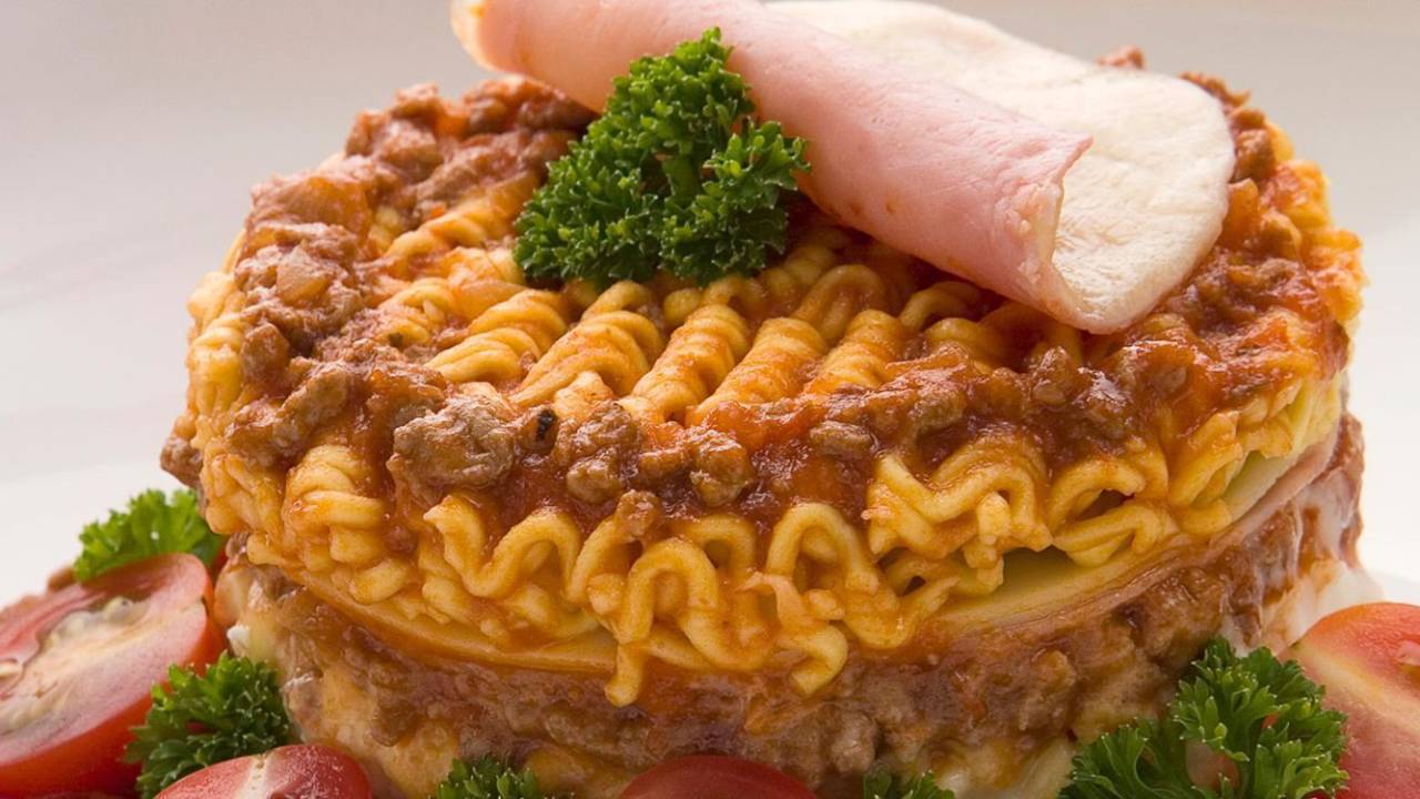 lasanha de miojo