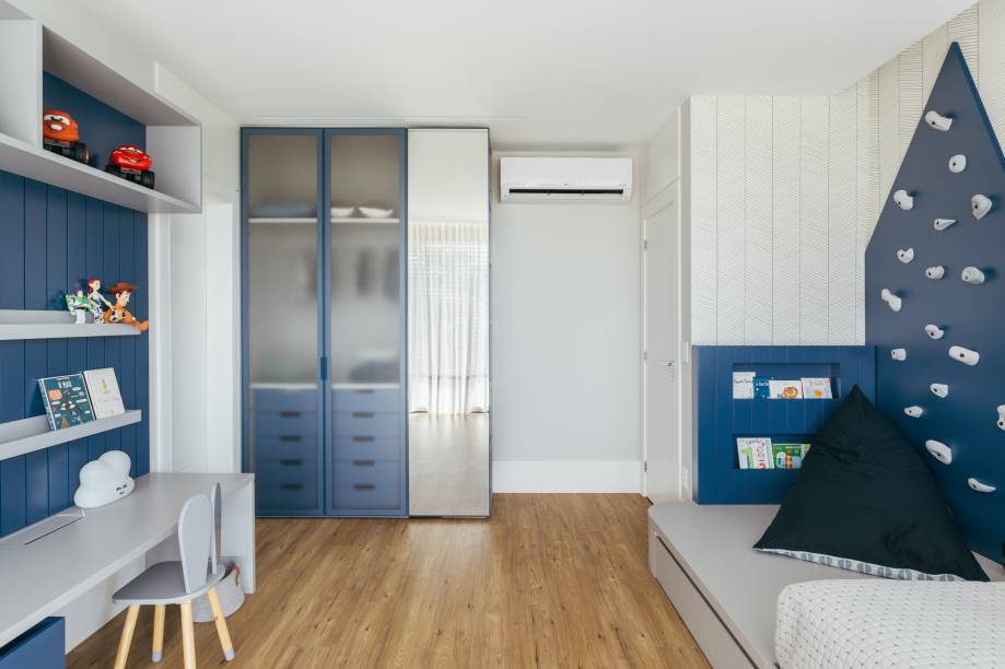 Projeto de Júlia Marques. Projeto de Júlia Marques.