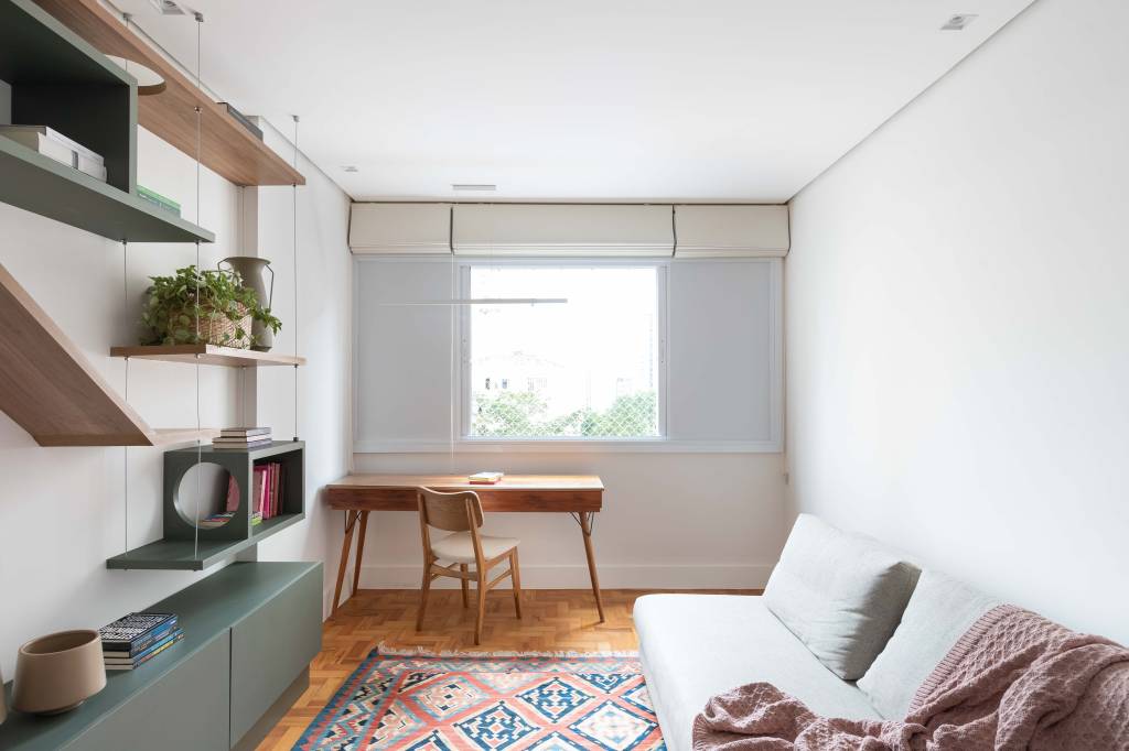 Apê de 150 m² é jovem, aconchegante e perfeito para os gatos da família