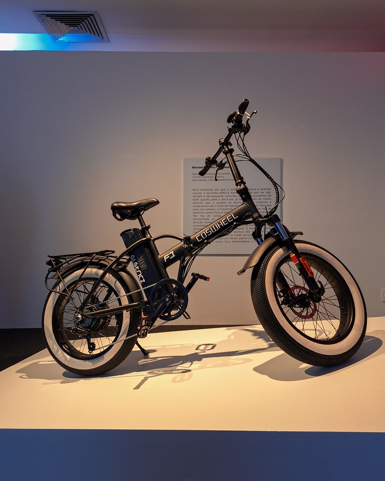 Bicicleta elétrica Coswheel F1, design Coswheel para Eletricz