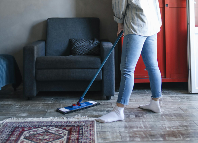 Limpeza da casa: aprenda a remover manchas de cada tipo de piso