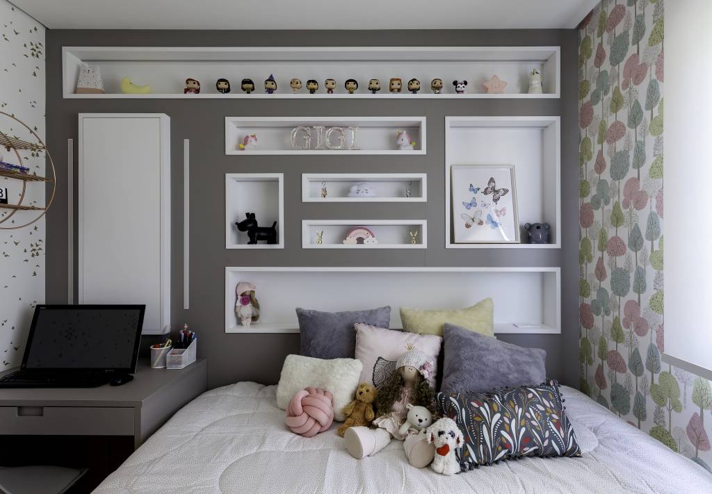 Nichos decorativos: arquiteta mostra como utilizar em cada ambiente. Projeto Cristiane Schiavoni Arquitetura. Na foto, quarto infantil, brinquedos.