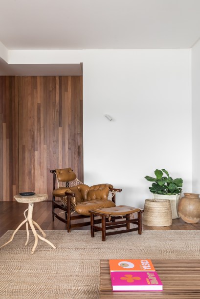 Cobertura deslumbrante de 760 m² na praia tem cozinha gourmet e piscina