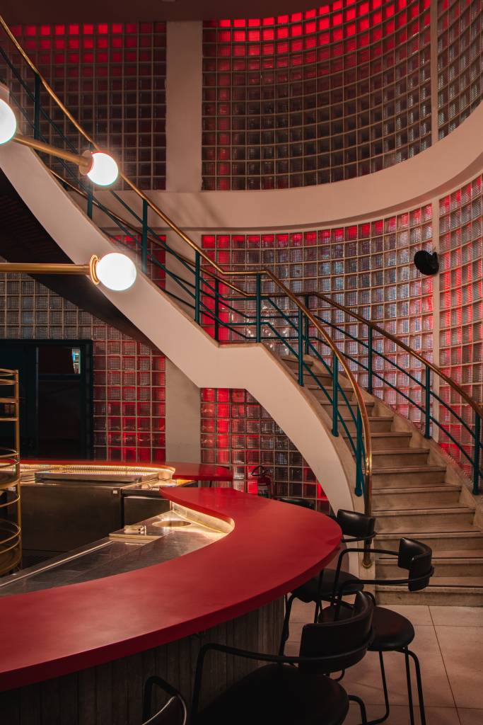 6 restaurantes de São Paulo com culinária e decorações marcantes! Na foto, Riviera.