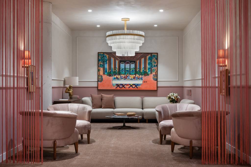 Tendência de cor: veja quais foram os tons favoritos na CASACOR. Na foto, Café Isabela Akkari, por Studio HA.