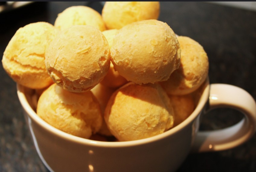 Pão de queijo no Natal? Veja 5 receitas que reinventam pão de queijo para o fim do ano