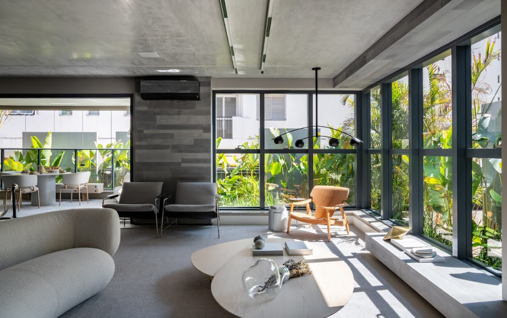 Integração e tons serenos são destaque de apartamento em Campinas. Bohrer Arquitetura. Estar.