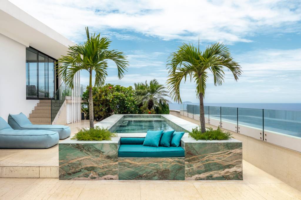 Carnaval junto com Anitta por R5: Airbnb e cantora fazem collab para celebrar o Carnaval