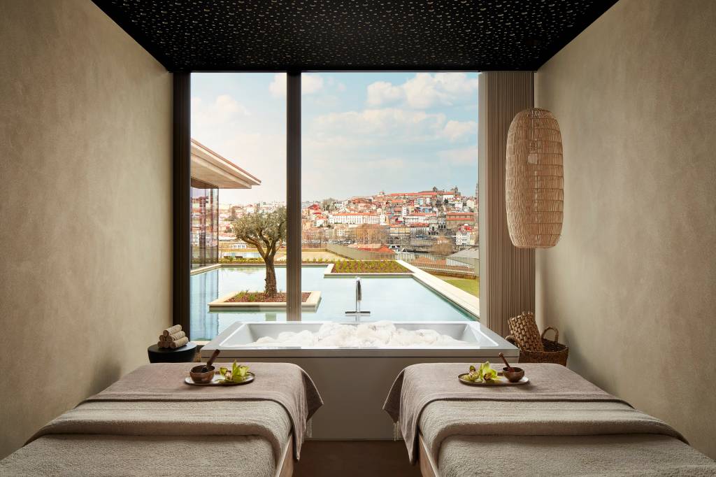 Hotel de luxo celebra a tradição do vinho do Porto. Na foto, espaço de spa.