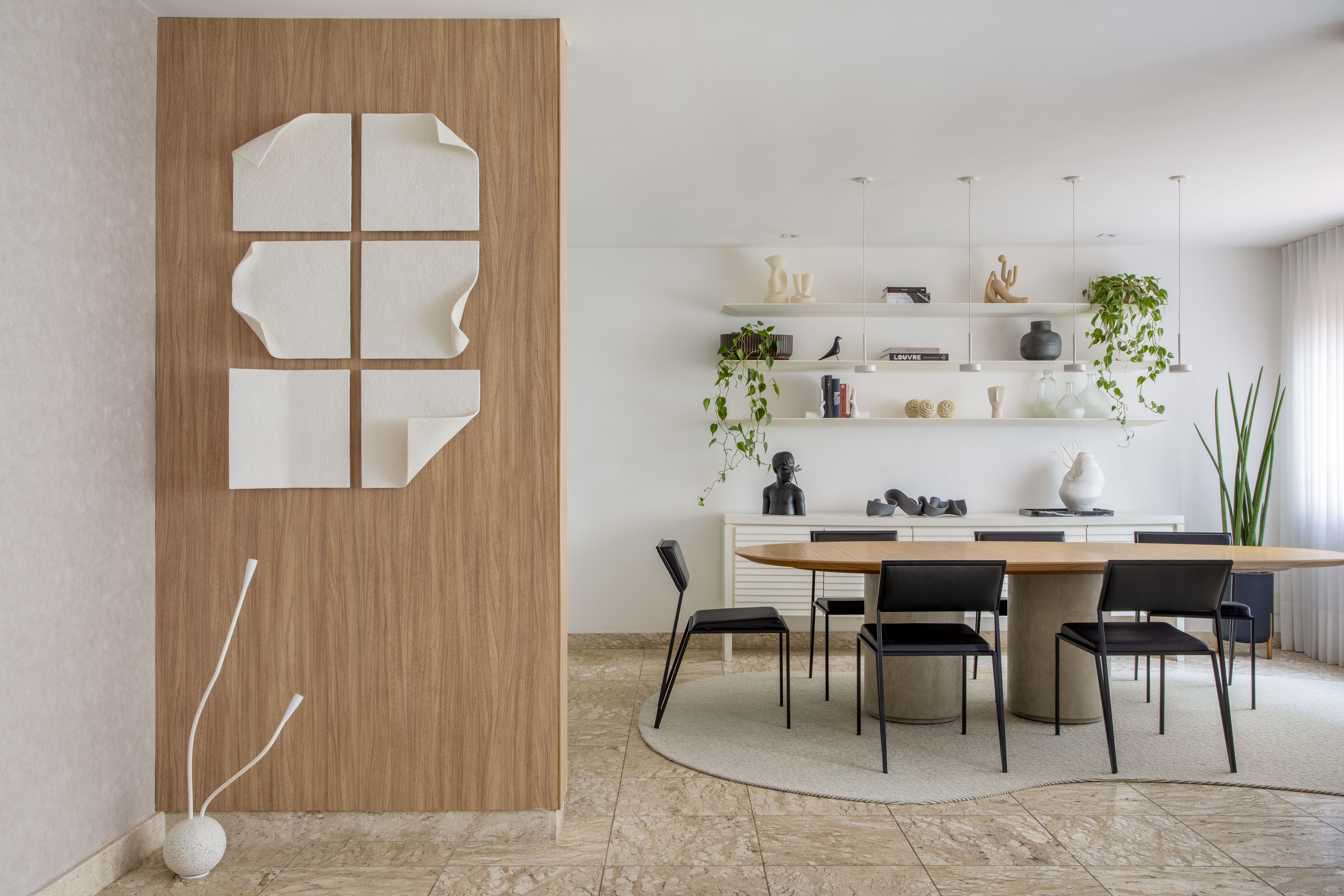 Apartamento contemporâneo ganha reforma sem quebra-quebra, em apenas 2 meses. Projeto de MRG Arquitetura.