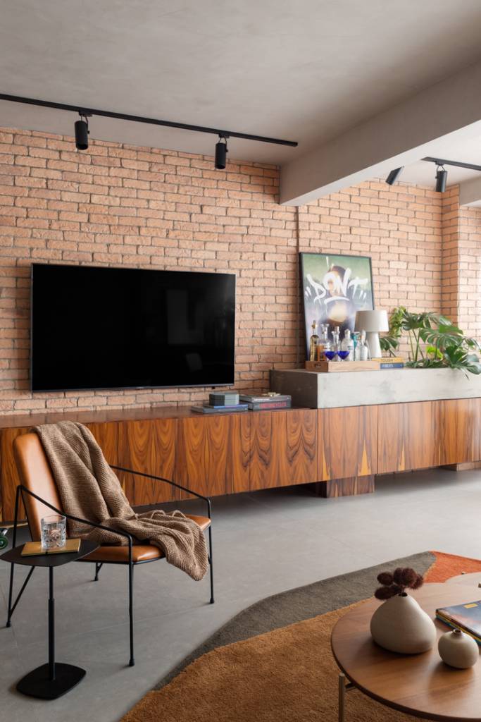 cimento-queimado-e-tijolinho-trazem-autenticidade-a-este-apartamento-de-72-m-studio-canto-08 Cimento queimado e tijolinho trazem autenticidade a este apartamento de 72 m². Projeto de Studio Canto Arquitetura.