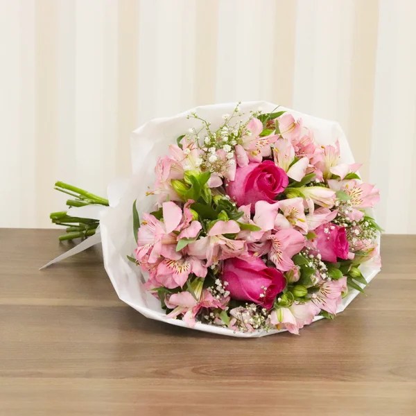 Dia das Mães: veja qual é a flor perfeita para cada tipo de mãe! Rosa