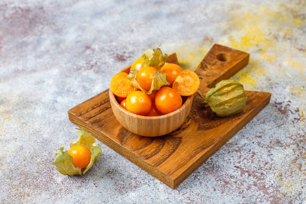 physalis-descubra-os-beneficios-e-tres-receitas-com-essa-fruta-exotica-05.jpg Physalis: descubra os benefícios e três receitas com essa fruta exótica
