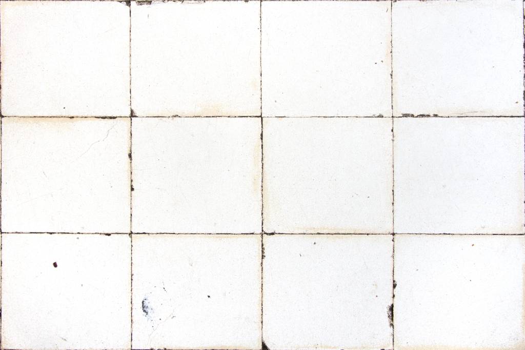 Como limpar azulejos e rejuntes do banheiro